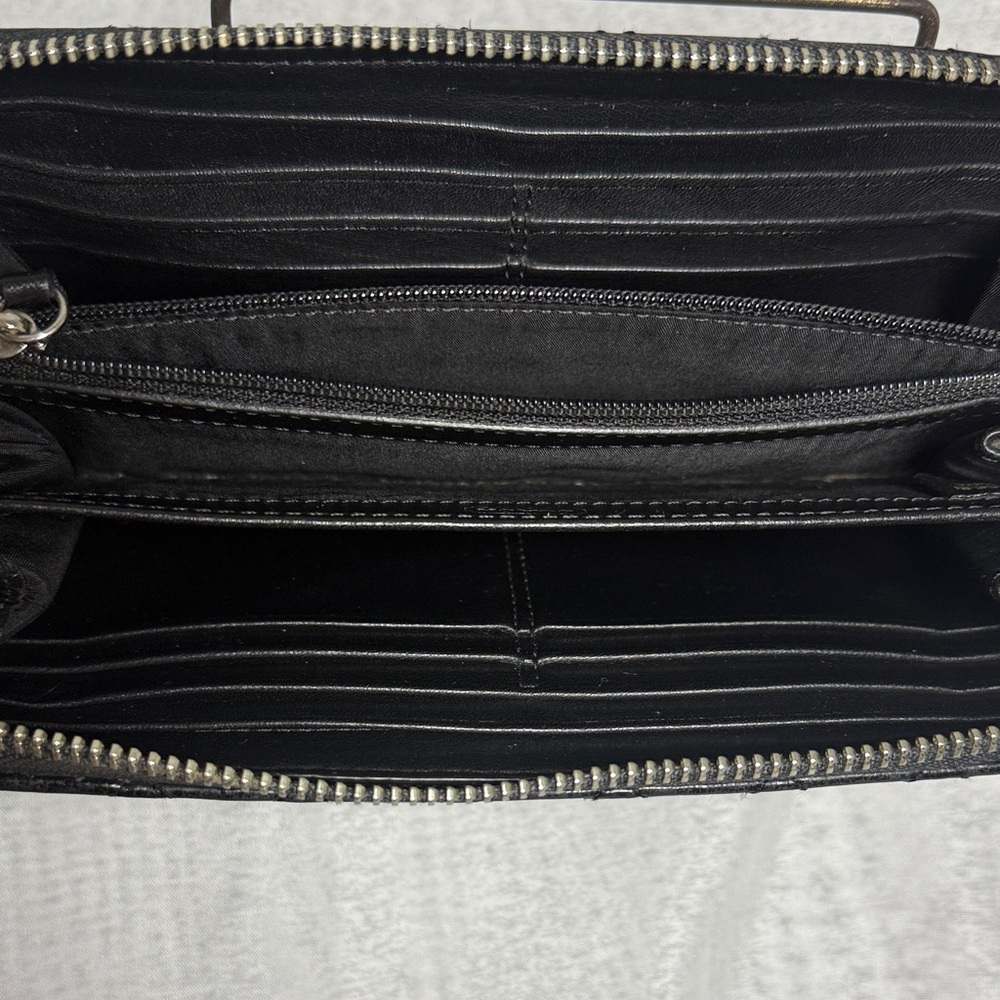 Coach Black Quilted Leather Wallet - Picture 5 of 6